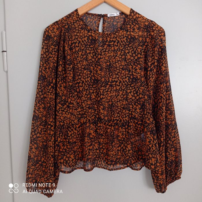 Blouse marron à motifs orangés t40