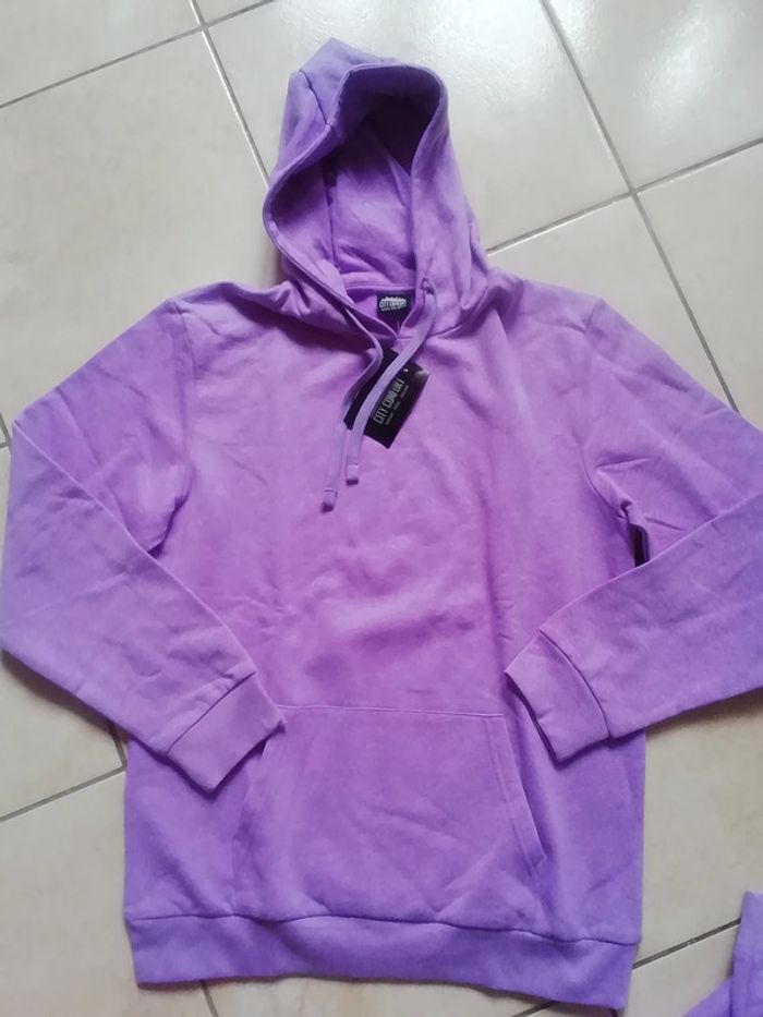 Ensemble Jogging City Comfort Taille 13-14ans Neuf avec étiquette!! - photo numéro 2