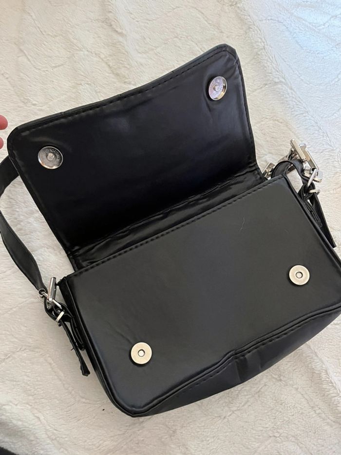 Sac noir - photo numéro 3