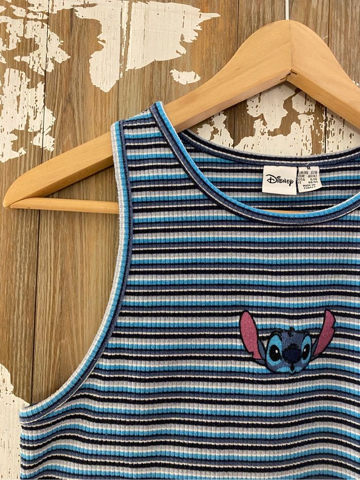 Top court Disney Stitch Taille M - quasi neuf - photo numéro 5