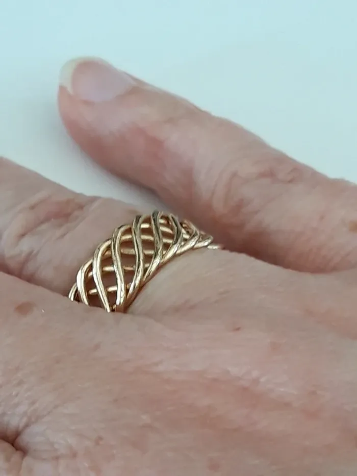 Bague fantaisie ajourée ajustable - photo numéro 2