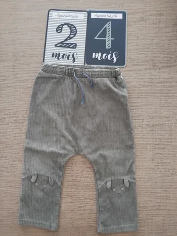 Pantalon 24 mois / 86 cm *