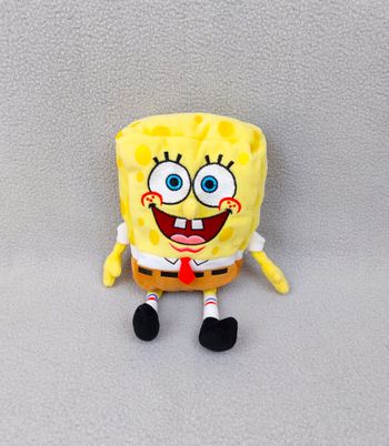 Petite peluche doudou Bob l’éponge 20 cm yeux brodés TBE