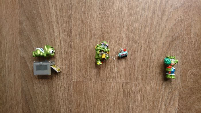 Figurines kinder extraterrestres "Astro comic" (1999) - photo numéro 3