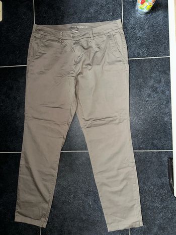 Pantacourts taupe