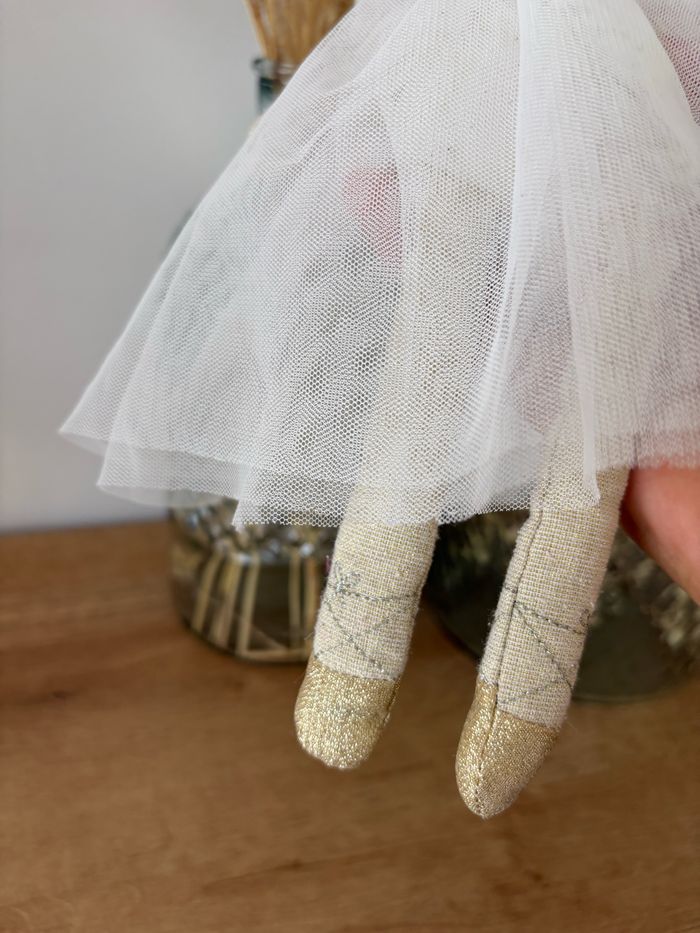 Peluche lapin robe tulle danseuse - photo numéro 6