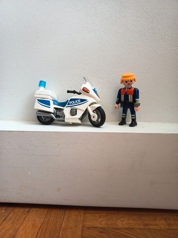 moto + Policier Playmobil