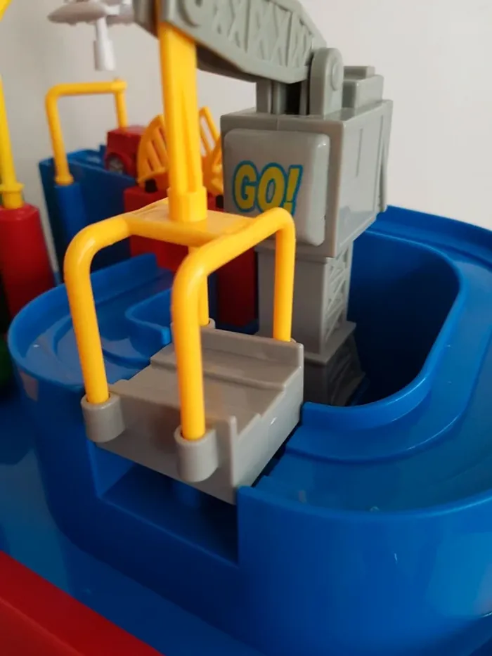 Jeu rescue city circuit fermé de petites voitures - photo numéro 13