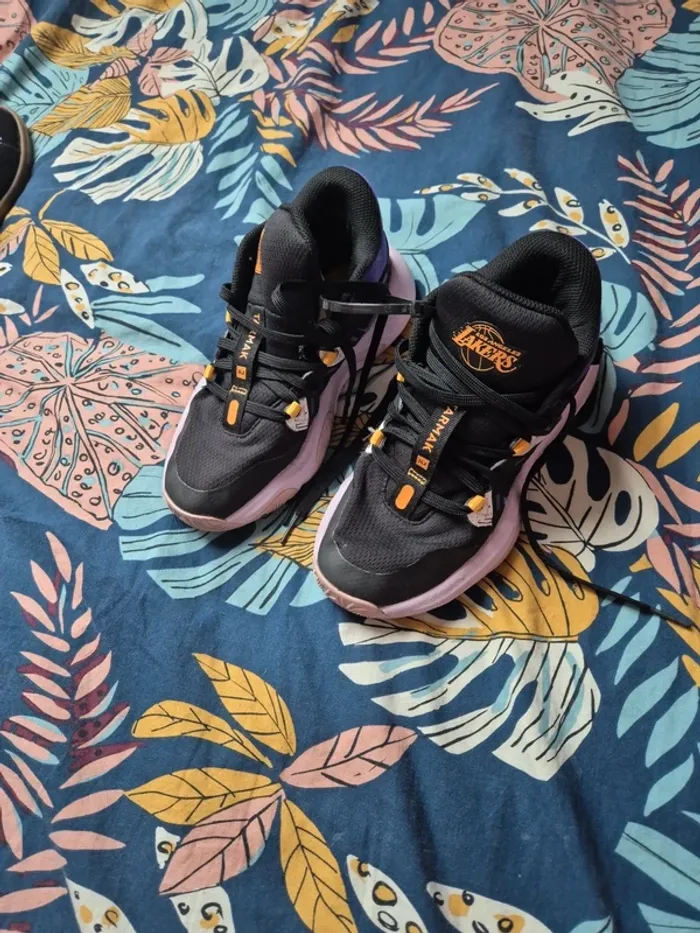 Chaussure de basket - photo numéro 2