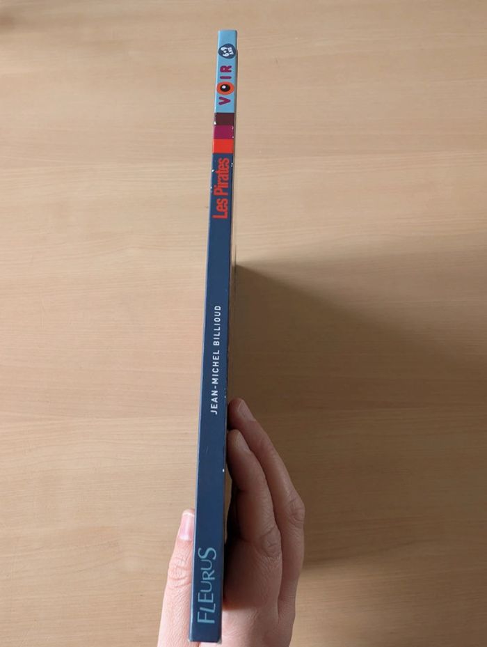 Livre les pirates avec 1 DVD - photo numéro 5