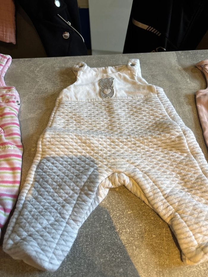 Lot de fille 1 mois - photo numéro 19