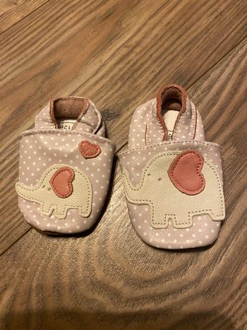 Chaussons cuir souple parle avec éléphant 6-12 mois