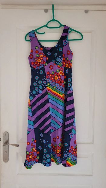 Robe mi-longue à fleurs Vintage