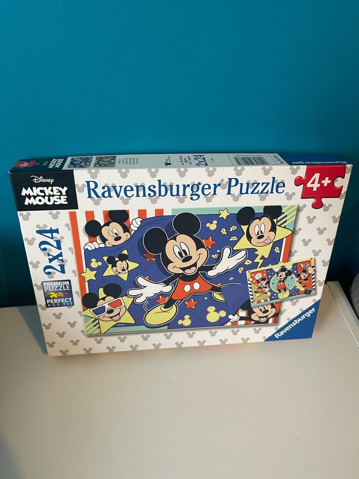 2 puzzles 24 pièces Mickey de ravensburger