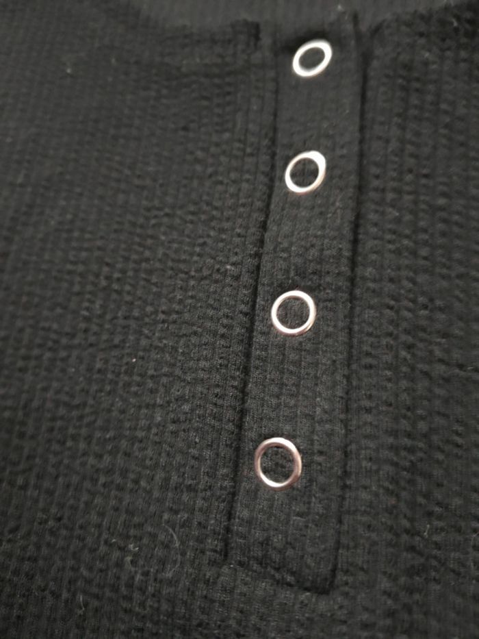 Top sans manches noir taille 36 marque Zara - photo numéro 3
