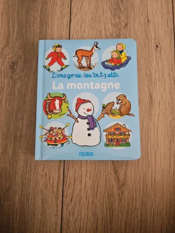 Livre "l'imagerie des tout petits la montagne"