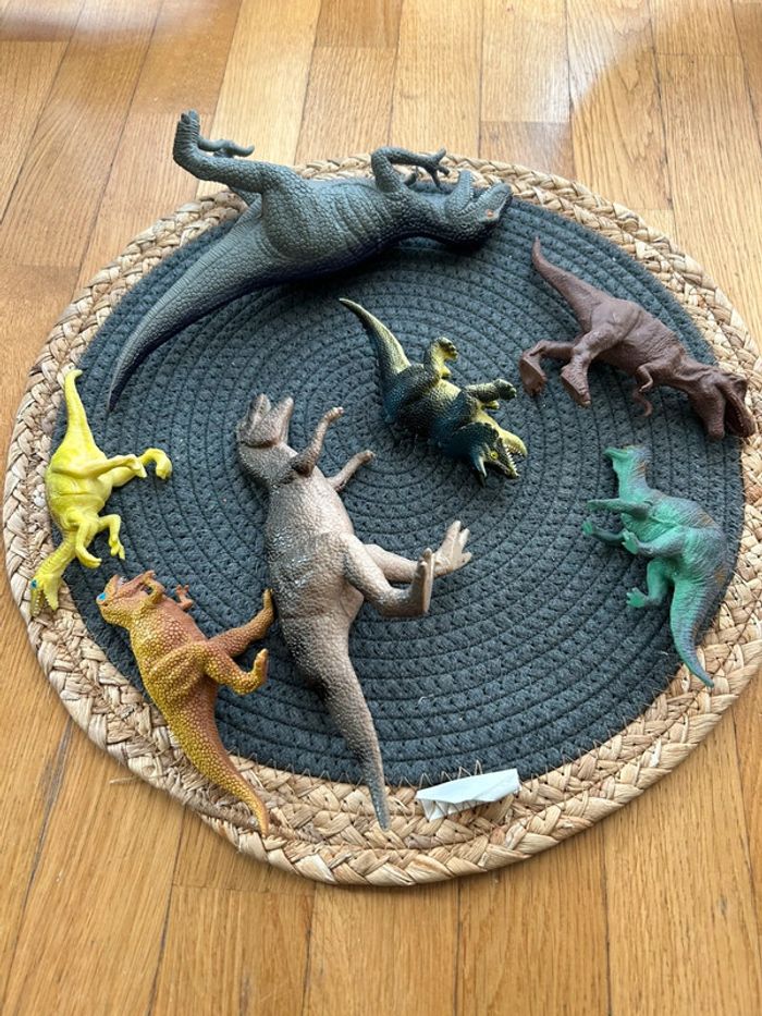 Jouet enfant dinosaures lot