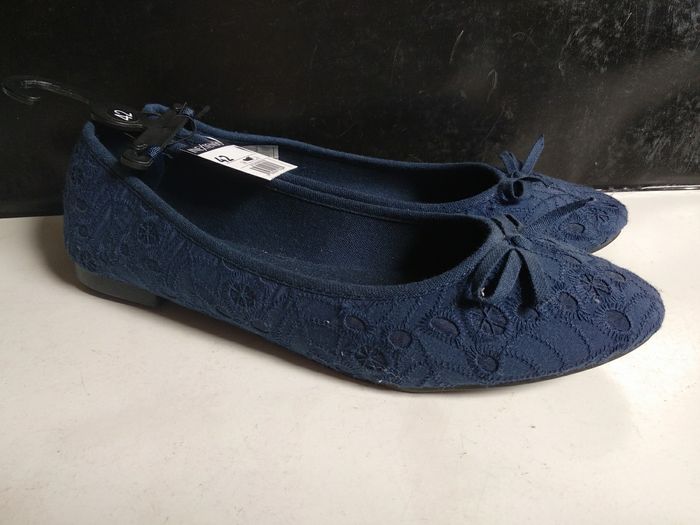Ballerines taille 42 bleues neuves