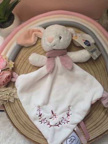 Doudou Lapin Mot d'enfant