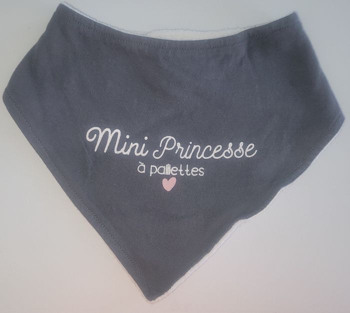 Lot 3 bavoirs bandana fille - photo numéro 2