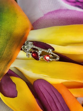 Bague avec zirconium rouge en acier inoxydable