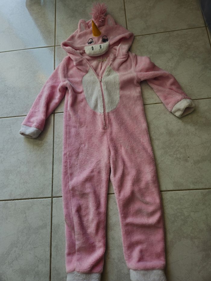 Combinaison licorne taille 5 ans - photo numéro 2