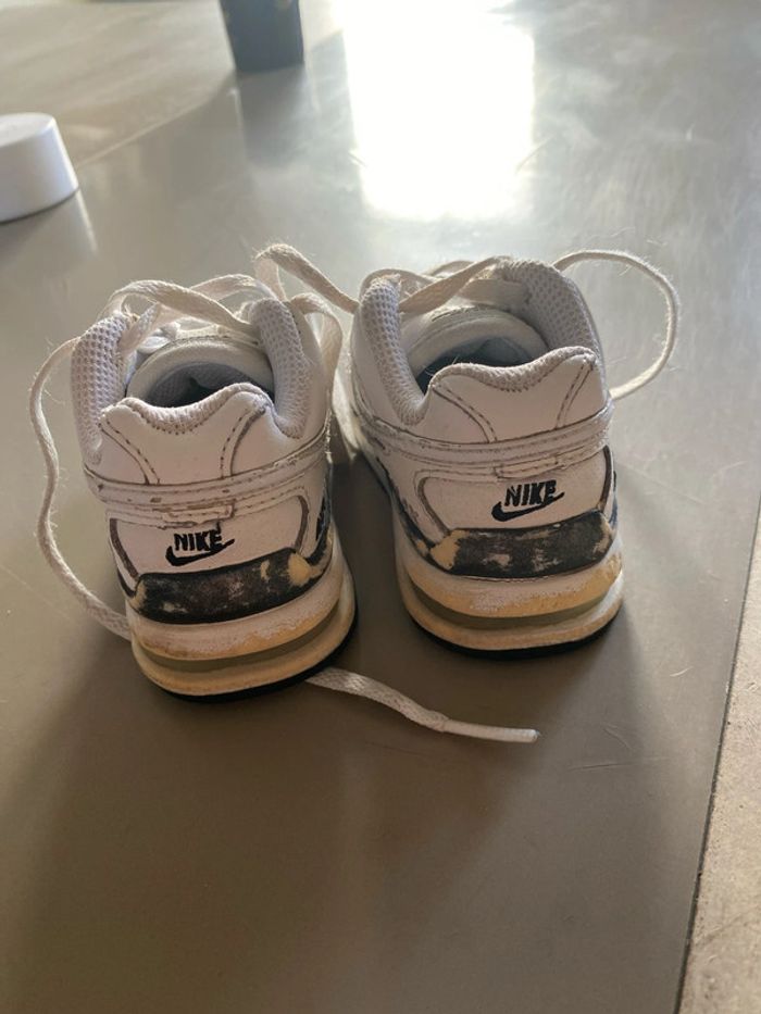 Air max bébé taille 19 - photo numéro 2