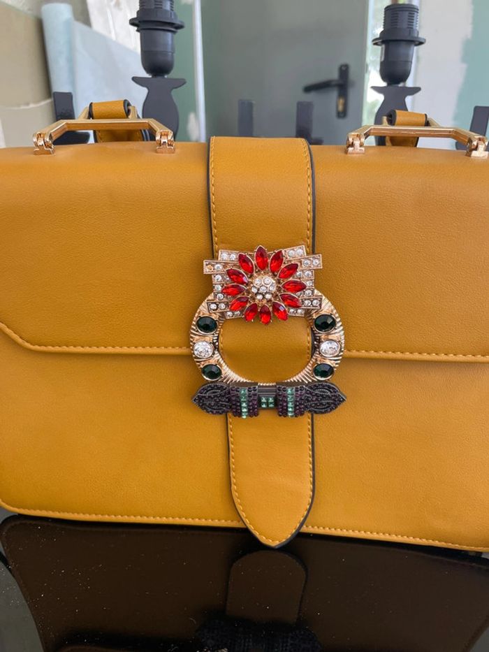 Joli sac à main, couleur moutarde - photo numéro 4