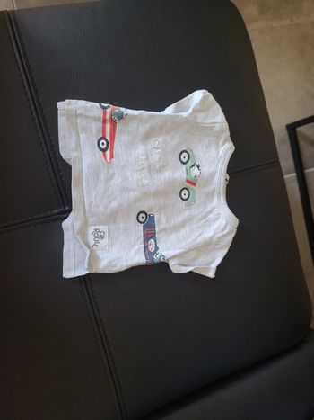 Tee shirt