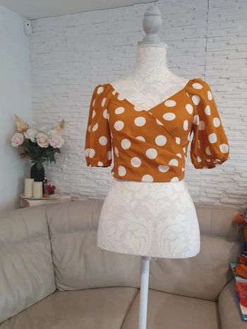 Haut court lucy Wang taille XS 34 jaune pois blanc