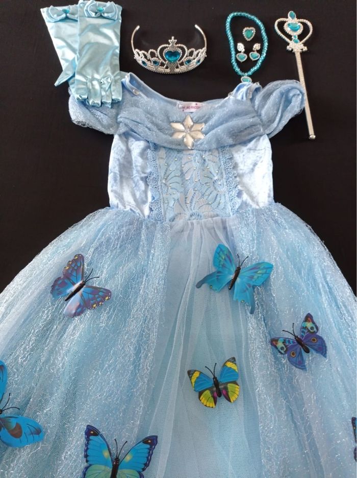 Déguisement robe princesse bleu papillon 6ans - photo numéro 4