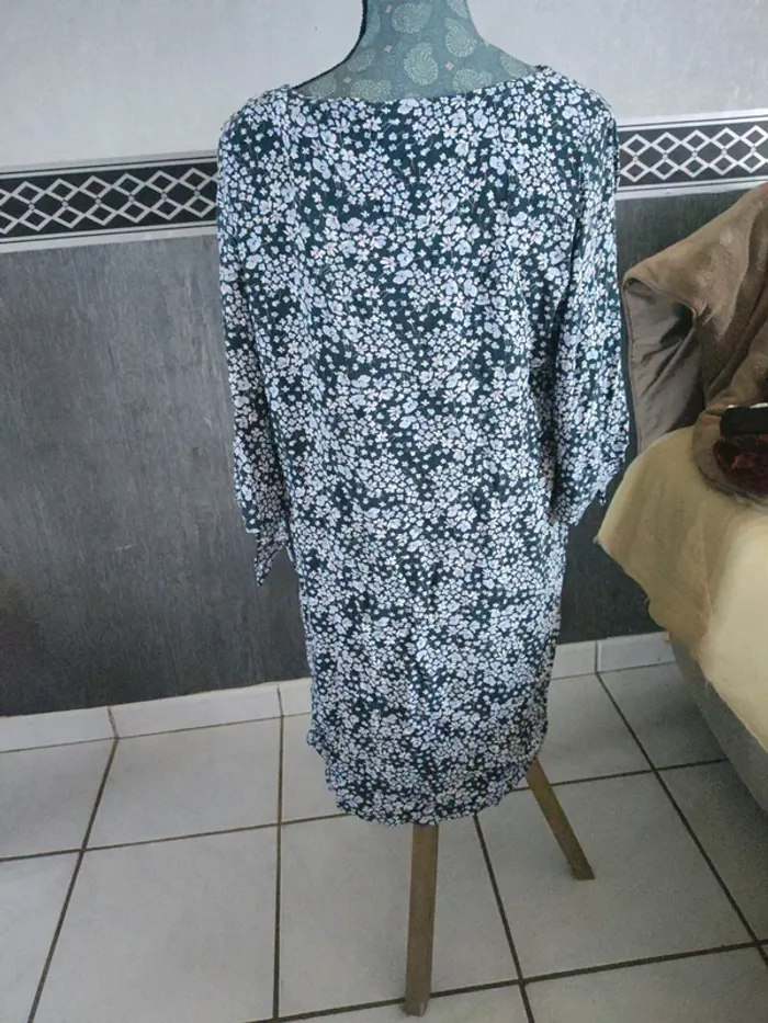 Robe /tunique  manche épaules dénudées 44 - photo numéro 6