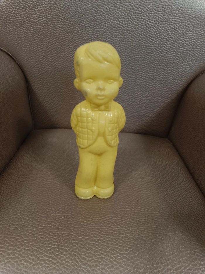 Poupée plastique ancien garçon