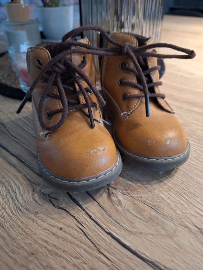 Chaussure taille 20 - photo numéro 2