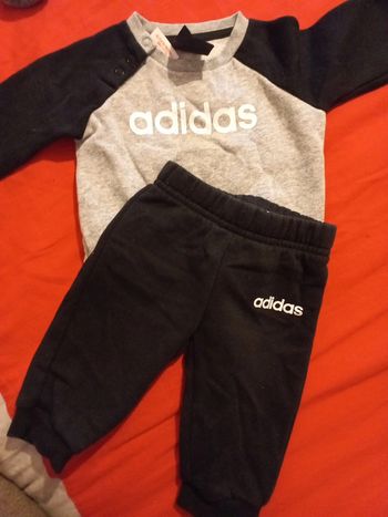 Ensemble adidas