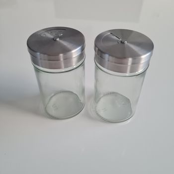 Salière et poivrière