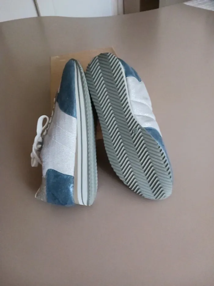 Baskets neuve bleu et grise Vanessa Wu - photo numéro 2