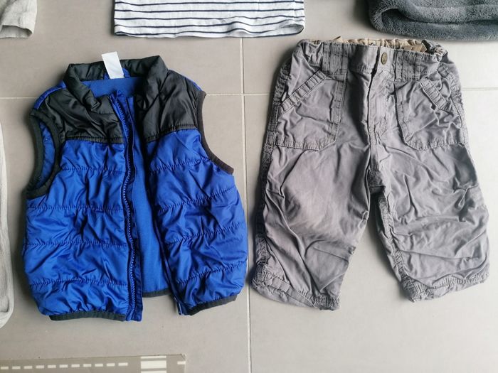 Lot 6 vêtements garçon 12 mois - photo numéro 2
