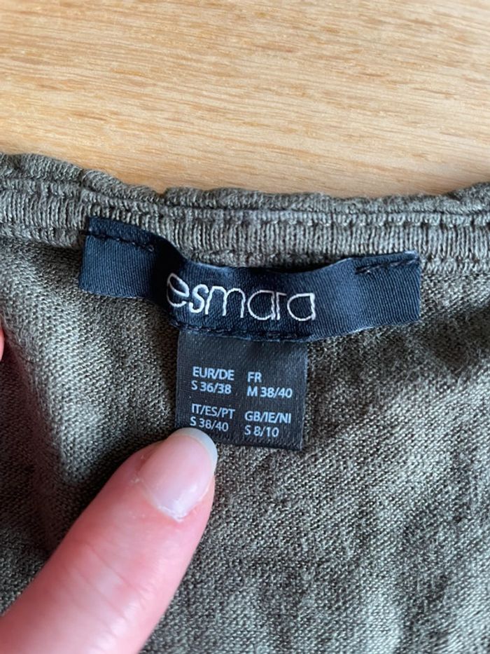 T-shirt taille 38/40 - photo numéro 2