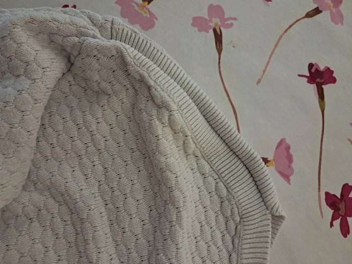Ravissant pull à mailles fines couleur crème, boutons dorés - T 16 ans - CacheCache - photo numéro 4