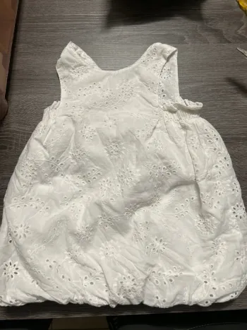 Petite robe blanche gemo