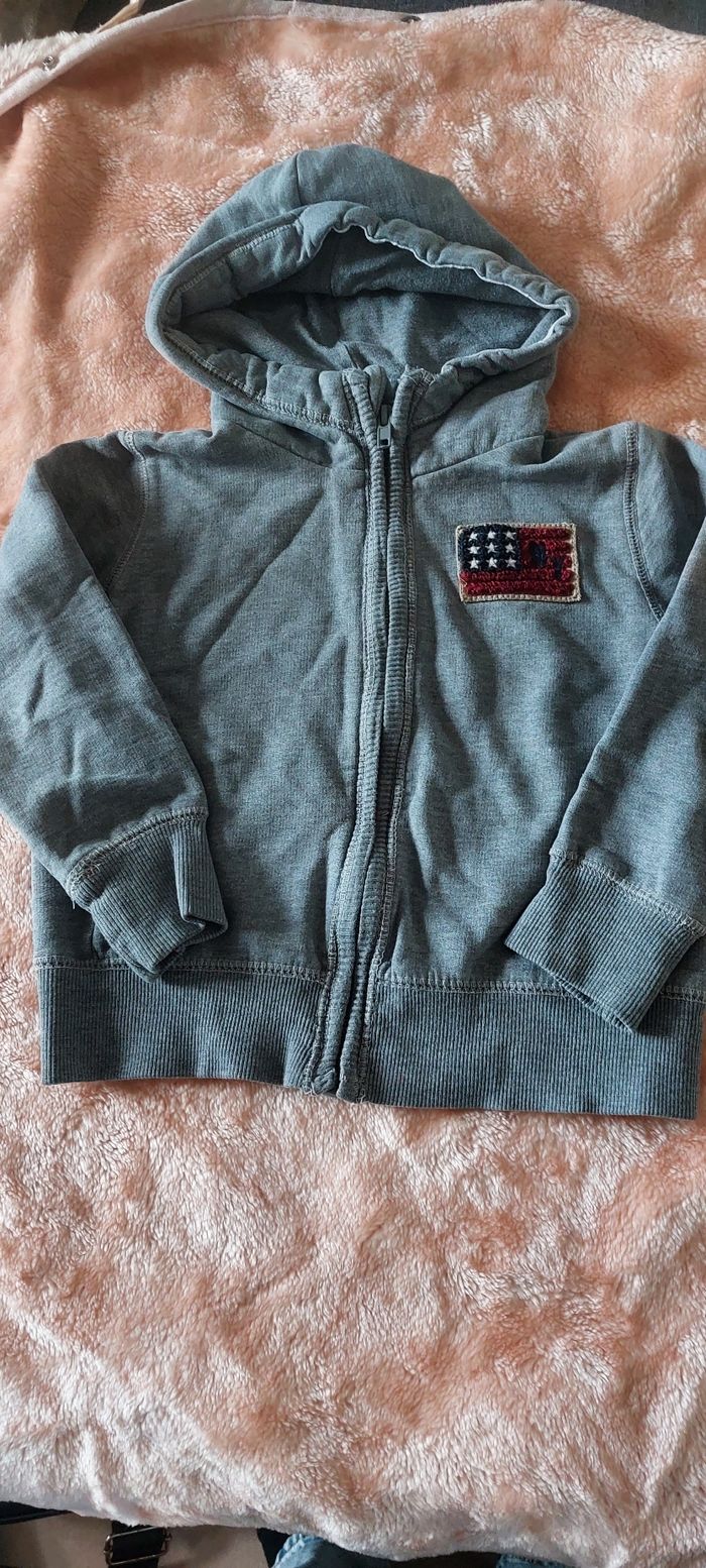 Gilet garçon 4 ans bon état - photo numéro 4