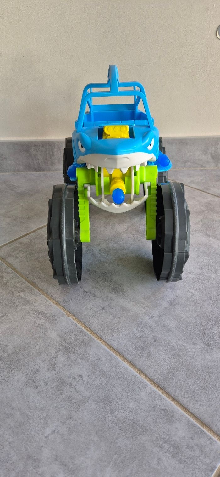 Véhicule Goo Jit Zu