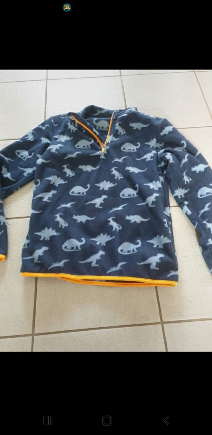 Sweat polaire dinosaures 14 ans - photo numéro 2