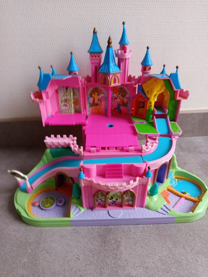 Polly pocket grand château Disney Magic kingdom À saisir code -30 pourcent GIVRE30 - photo numéro 2