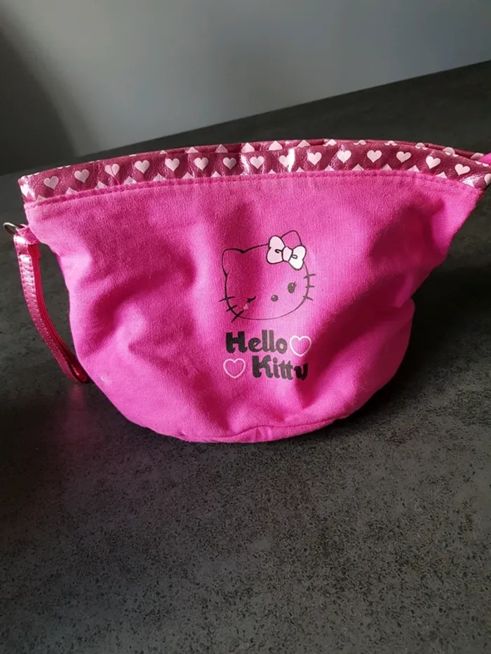 Trousse toilette Hello kitty - photo numéro 2