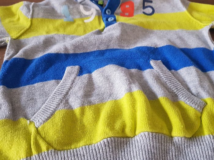 Pull a capuche - photo numéro 4