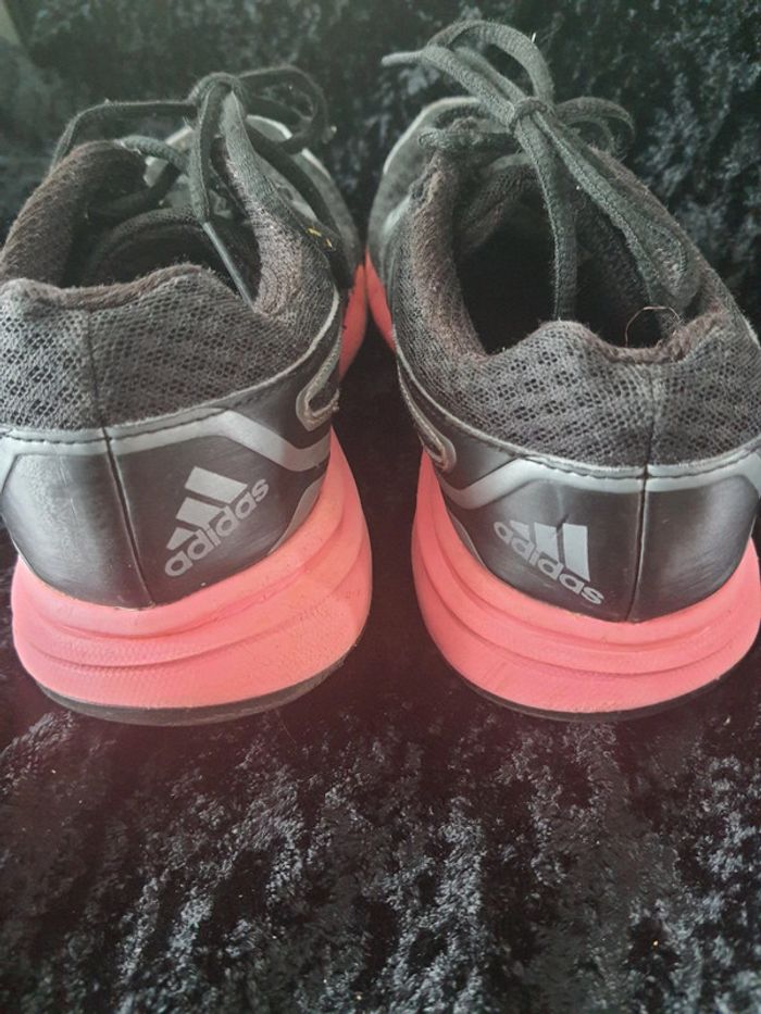 Baskets Adidas pointure 37 - photo numéro 4