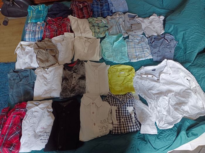 Lot de 27chemises et chemisette plus un polo chemise - photo numéro 9