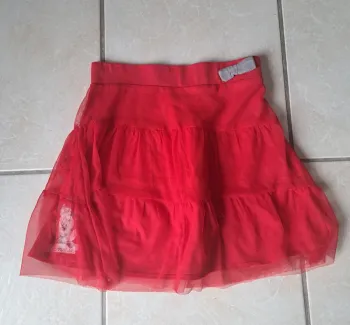 Jupe rouge avec tulle rouge uni motif Minnie Disney en TBE